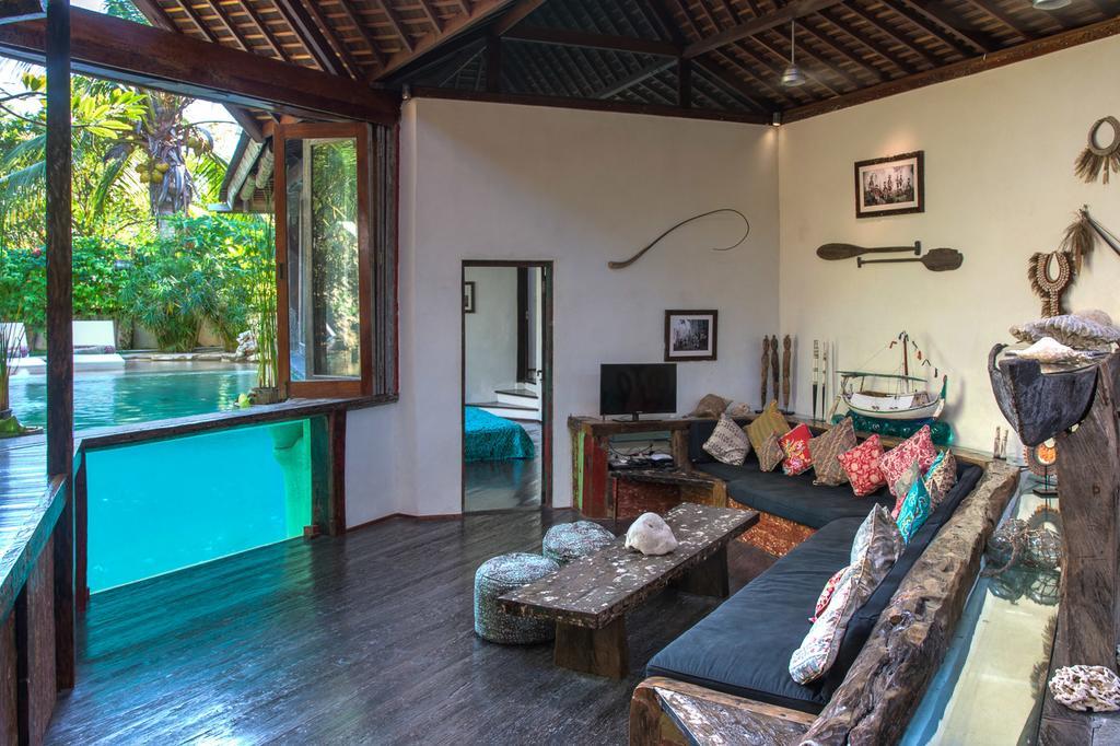 Phinisi Villas - Seminyak Beach Екстер'єр фото
