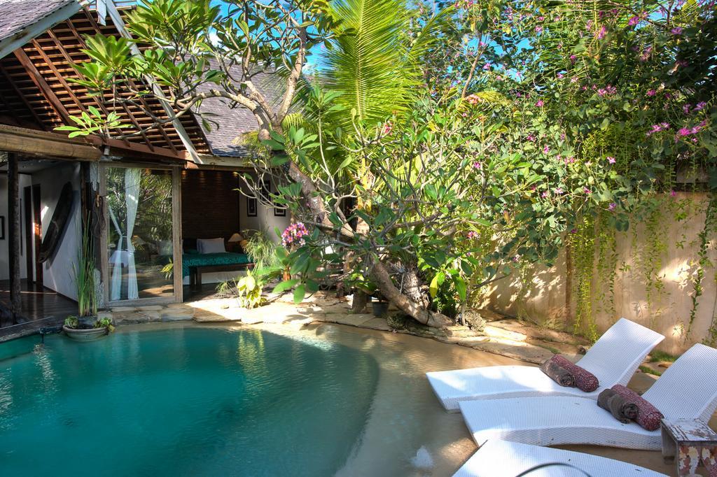 Phinisi Villas - Seminyak Beach Екстер'єр фото