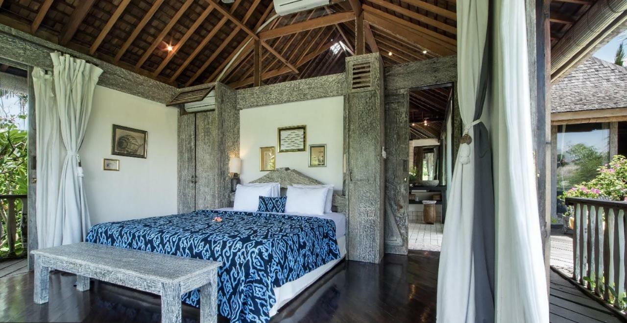 Phinisi Villas - Seminyak Beach Екстер'єр фото