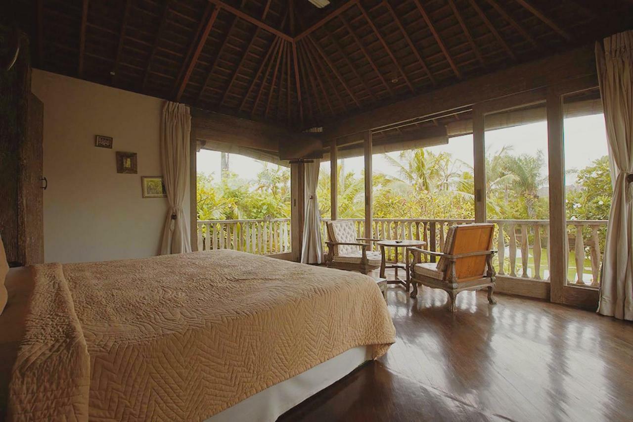 Phinisi Villas - Seminyak Beach Екстер'єр фото