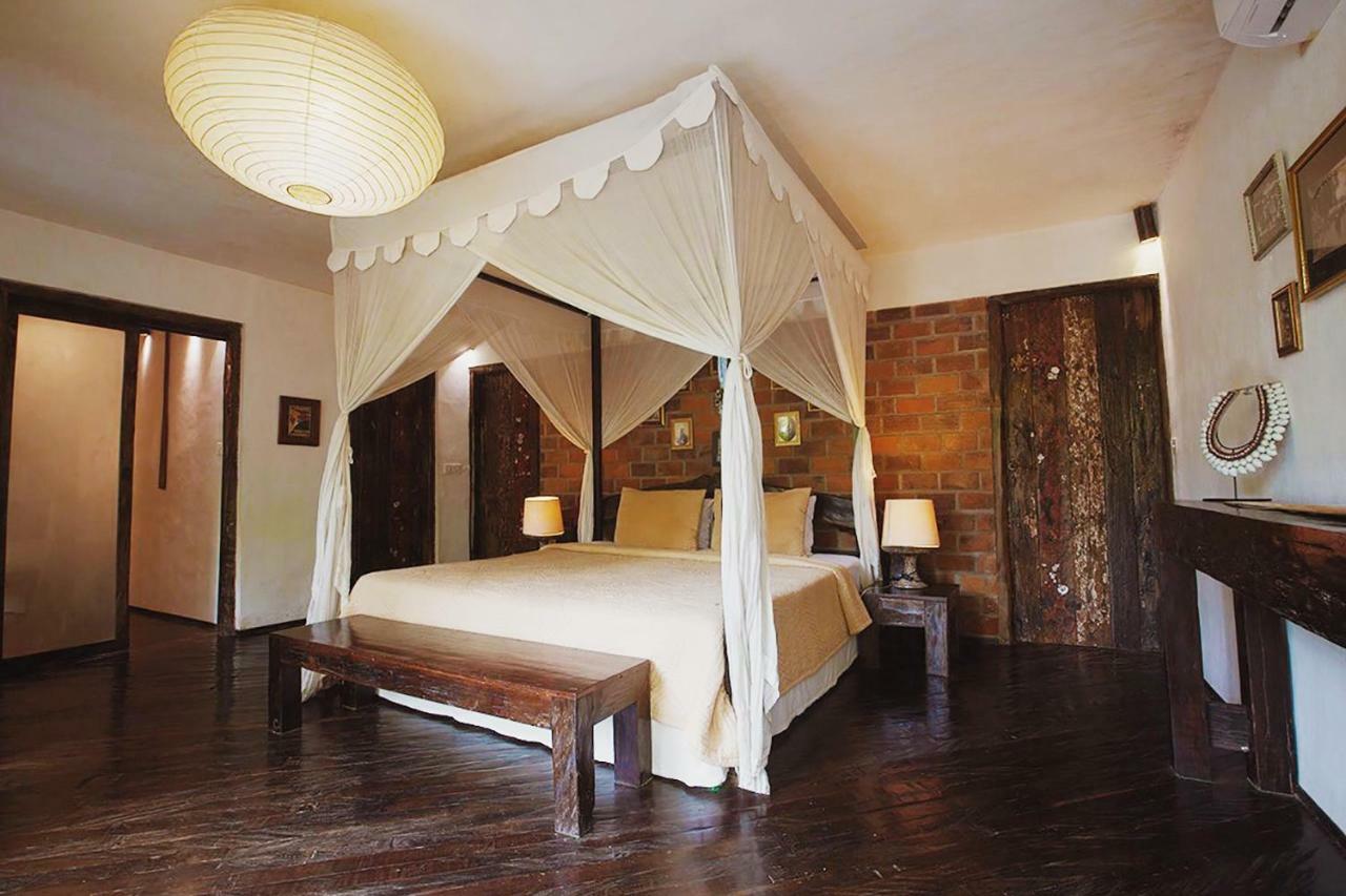 Phinisi Villas - Seminyak Beach Екстер'єр фото