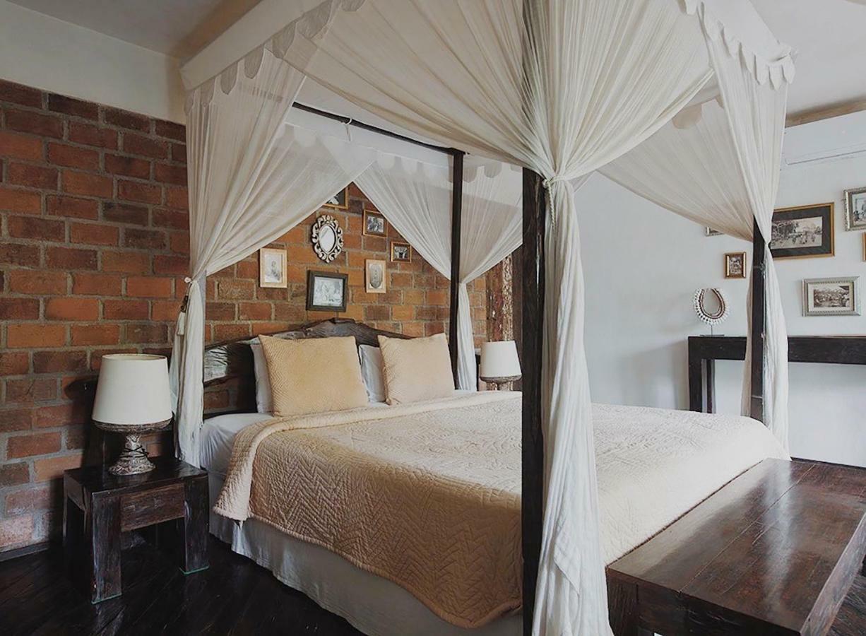 Phinisi Villas - Seminyak Beach Екстер'єр фото